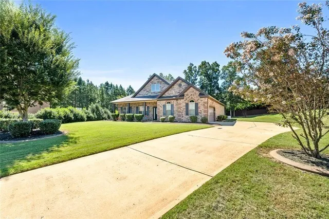 $489,900 | 2200 Golden Eagle Drive, Locust Grove, GA 30248