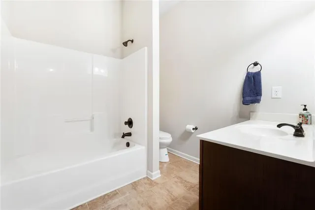 $489,900 | 2200 Golden Eagle Drive, Locust Grove, GA 30248