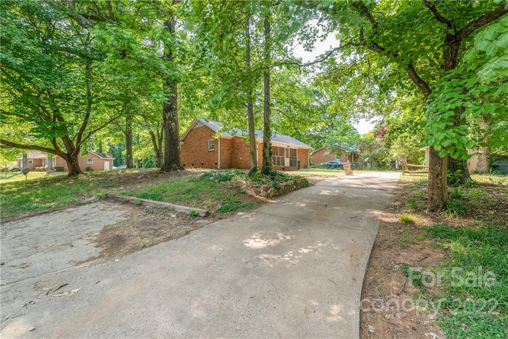 7021 Reddman Road, Unit 25 Charlotte, NC 28212 - Photo 21 of 22 Gallery Image 21