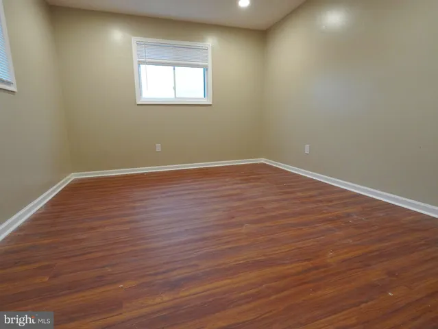 $2,500 | 710 North York Road, Willow Grove, PA 19090