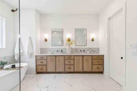 $2,149,900 | 6402 Kenwood Avenue, Dallas, TX 75214