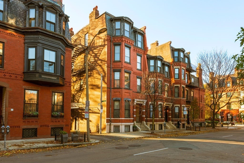11 Hereford Street Boston, MA 02115 - Photo 12 of 16
