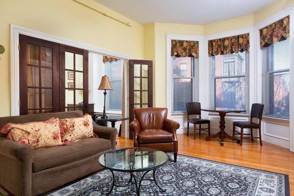 11 Hereford Street Boston, MA 02115 - Photo 7 of 16