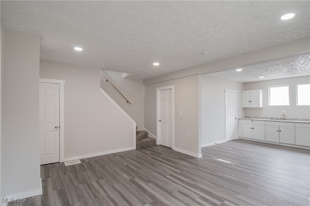 834 Walnut Road Southeast Massillon, OH 44646 - Photo 5 of 26 Gallery Image 5