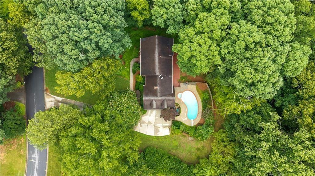6088 Millstone Run Smoke Rise, GA 30087 - Photo 2 of 68