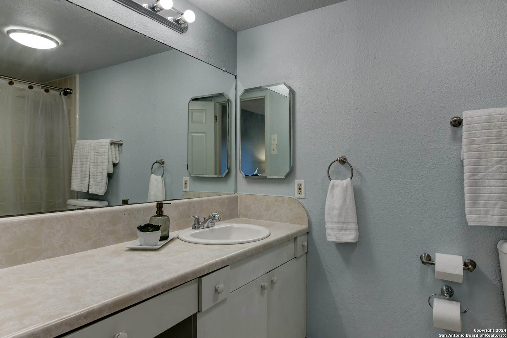 6718 Callaghan Road, Unit 205 San Antonio, TX 78229 - Photo 17 of 28