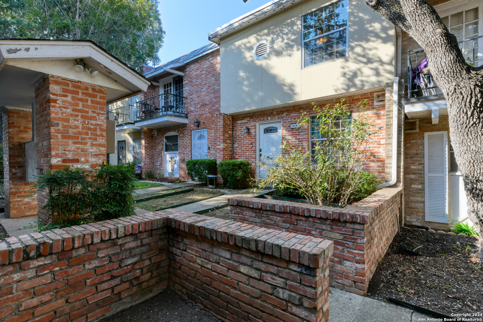 6718 Callaghan Road, Unit 205 San Antonio, TX 78229 - Photo 24 of 28