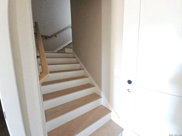 $649,000 | 956 Horseshoe Falls, Bandera, TX 78003