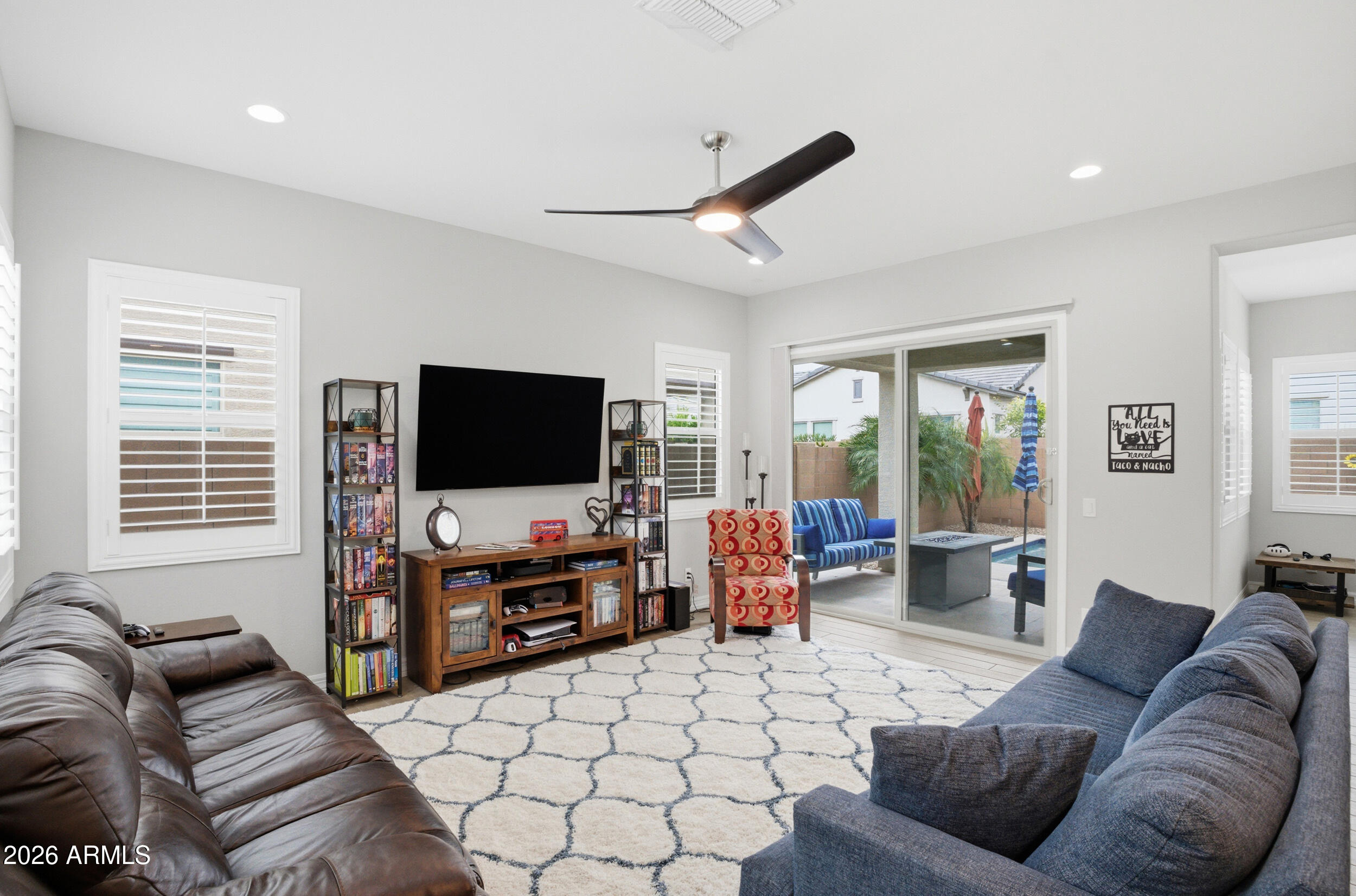 20970 East Reins Road Queen Creek, AZ 85142 - Photo 12 of 38 Living Room