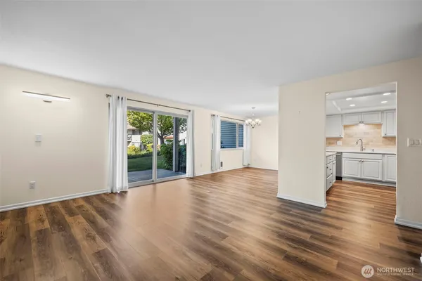 $367,500 | 7606 37th Street West, Unit B3, University Place, WA 98466