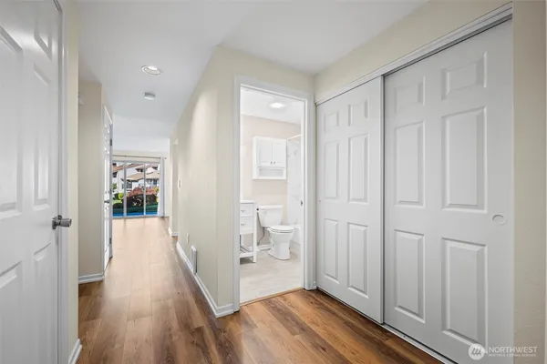 $367,500 | 7606 37th Street West, Unit B3, University Place, WA 98466