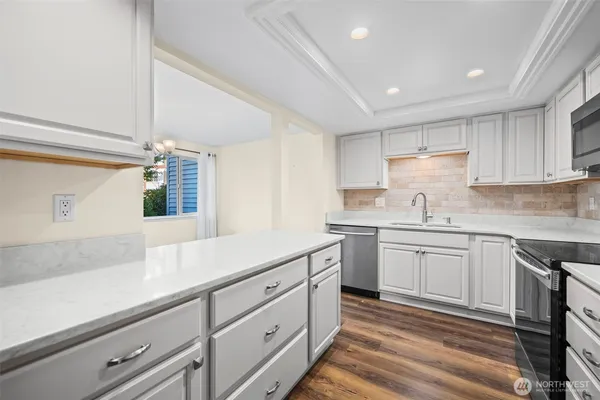 $367,500 | 7606 37th Street West, Unit B3, University Place, WA 98466