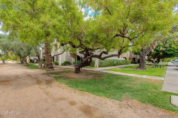 $350,000 | 8225 North Central Avenue, Unit 9, Phoenix, AZ 85020