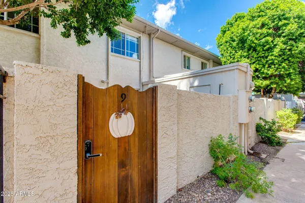 $350,000 | 8225 North Central Avenue, Unit 9, Phoenix, AZ 85020