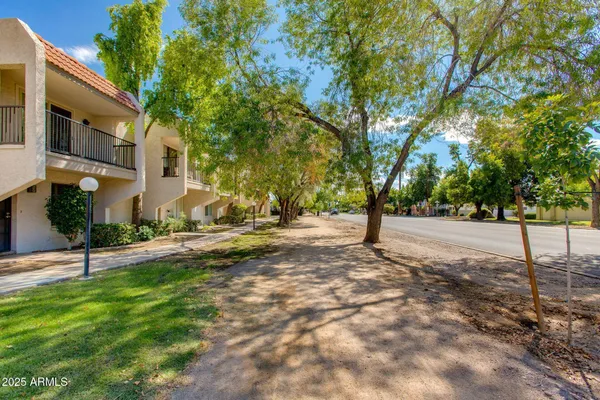 $350,000 | 8225 North Central Avenue, Unit 9, Phoenix, AZ 85020