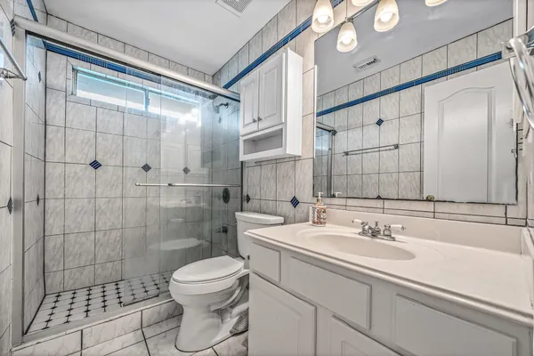 $2,200 | 12335 Shadowvista Drive, Houston, TX 77082