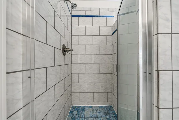 $2,200 | 12335 Shadowvista Drive, Houston, TX 77082