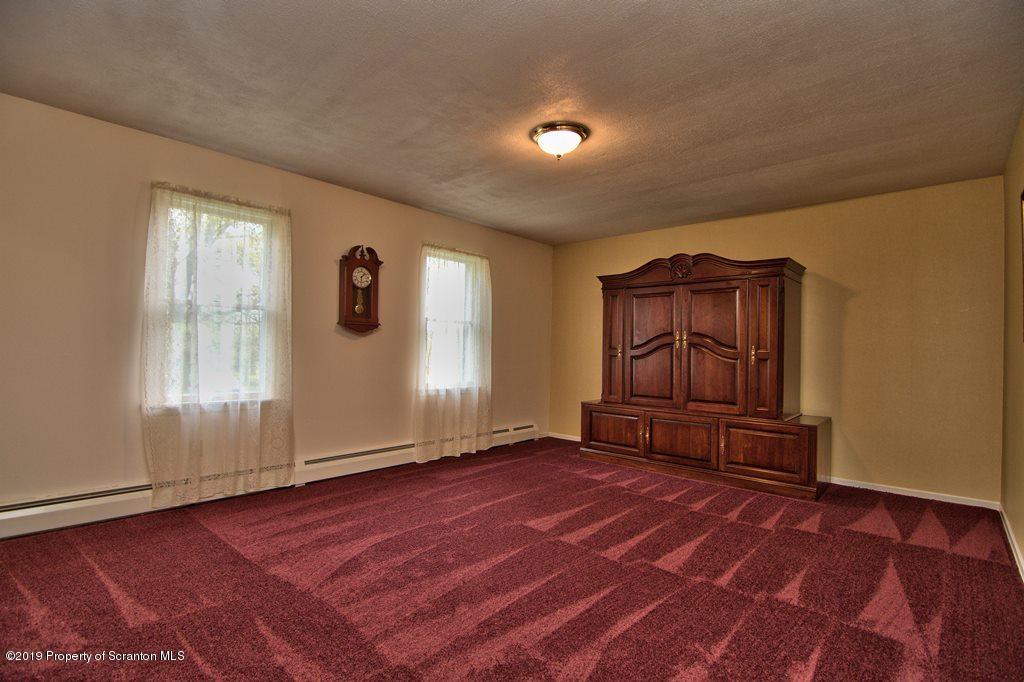 579 Highland Road Dalton, PA 18414 - Photo 19 of 44 Gallery Image 19