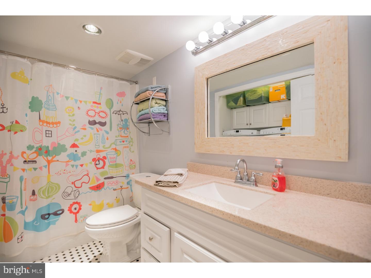 193 Uxbridge Cherry Hill, NJ 08034 - Photo 13 of 18 Bathroom