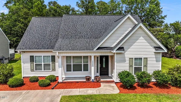 $1,980 | 2400 Camille Drive, Winterville, NC 28590