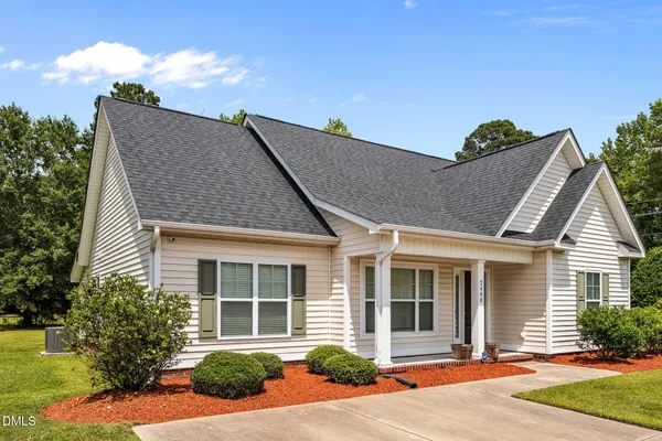 $1,980 | 2400 Camille Drive, Winterville, NC 28590