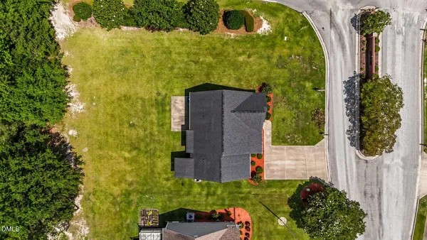 $1,980 | 2400 Camille Drive, Winterville, NC 28590