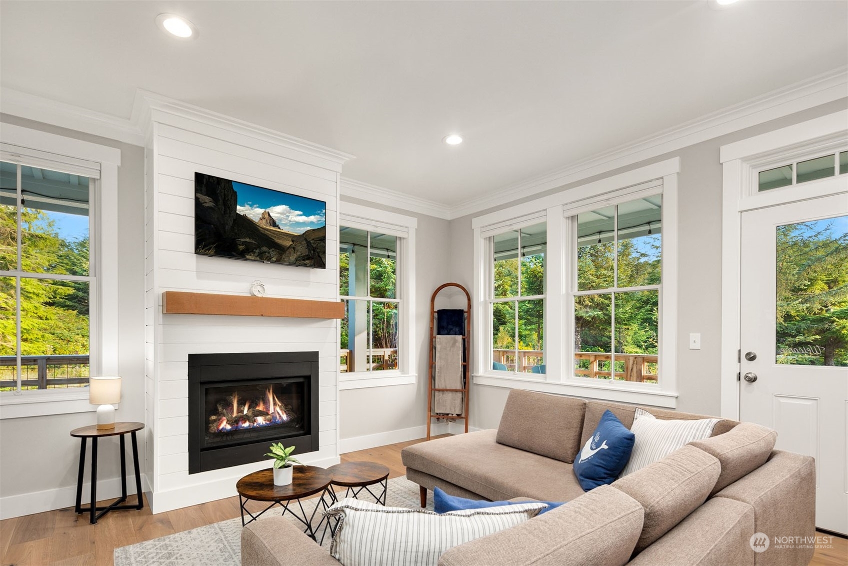 54 Cedar Run Loop Pacific Beach, WA 98571 - Photo 3 of 22