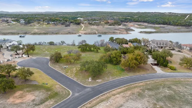 $1,650,000 | 25208 Chernosky Point Drive, Spicewood, TX 78669