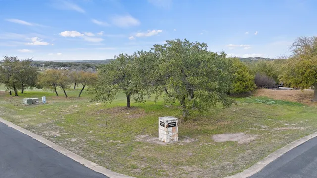 $1,650,000 | 25208 Chernosky Point Drive, Spicewood, TX 78669
