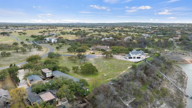 $1,650,000 | 25208 Chernosky Point Drive, Spicewood, TX 78669