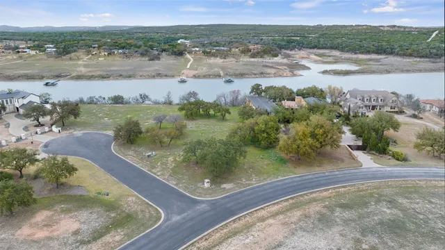 $1,650,000 | 25208 Chernosky Point Drive, Spicewood, TX 78669