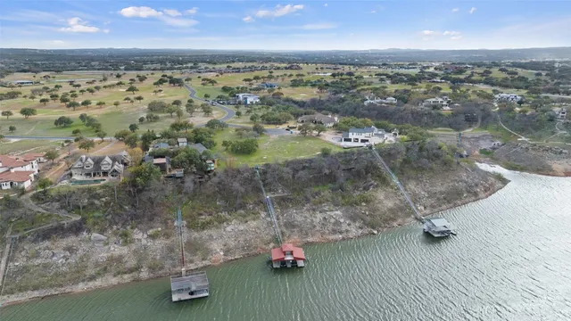 $1,650,000 | 25208 Chernosky Point Drive, Spicewood, TX 78669