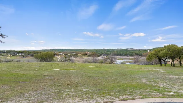$1,650,000 | 25208 Chernosky Point Drive, Spicewood, TX 78669