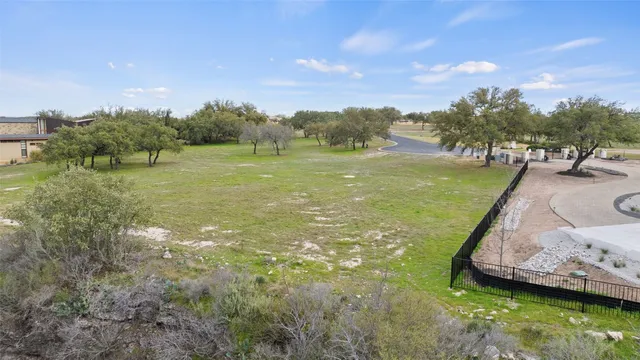 $1,650,000 | 25208 Chernosky Point Drive, Spicewood, TX 78669