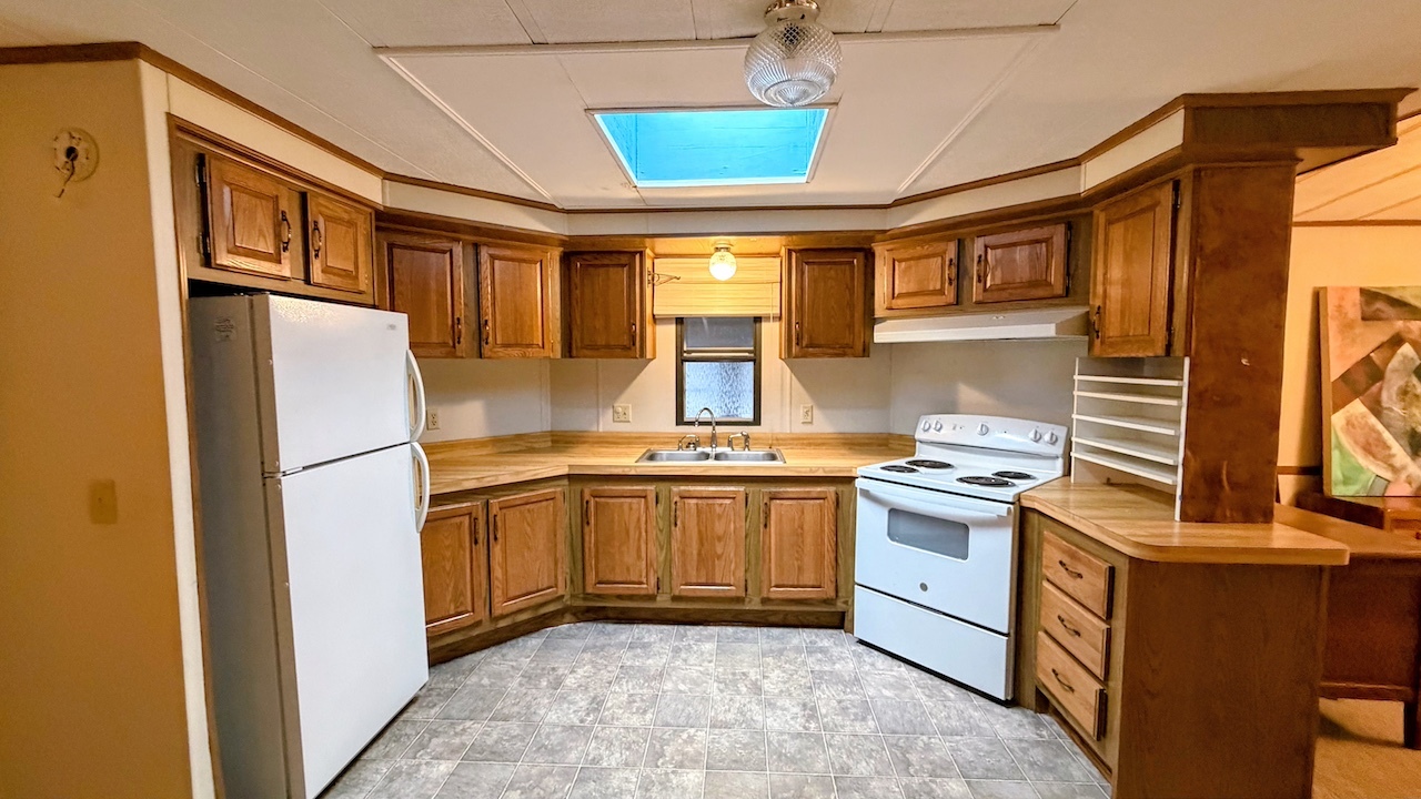 1170 Rainbow Road Elgin, IL 60123 - Photo 6 of 10