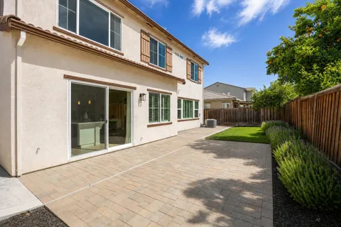 $779,900 | 859 North San Remo Lane, Mountain House, CA 95391
