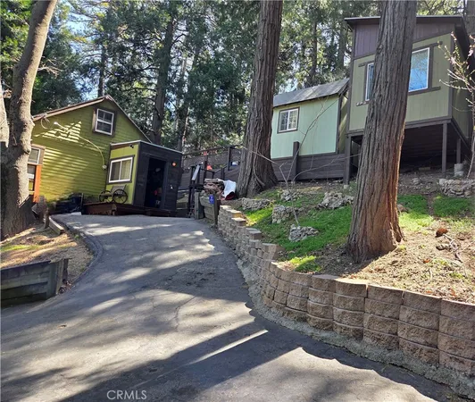 $314,900 | 23553 Lake Drive, Crestline, CA 92325