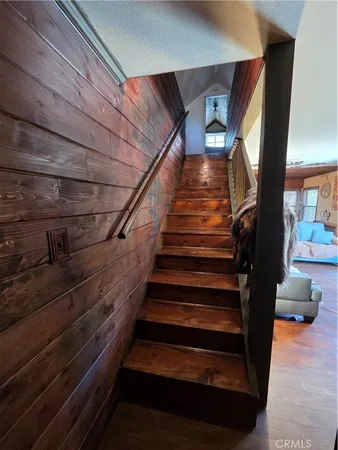 $314,900 | 23553 Lake Drive, Crestline, CA 92325