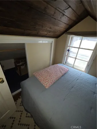 $314,900 | 23553 Lake Drive, Crestline, CA 92325