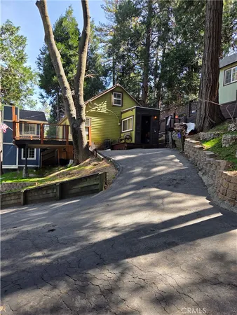 $314,900 | 23553 Lake Drive, Crestline, CA 92325