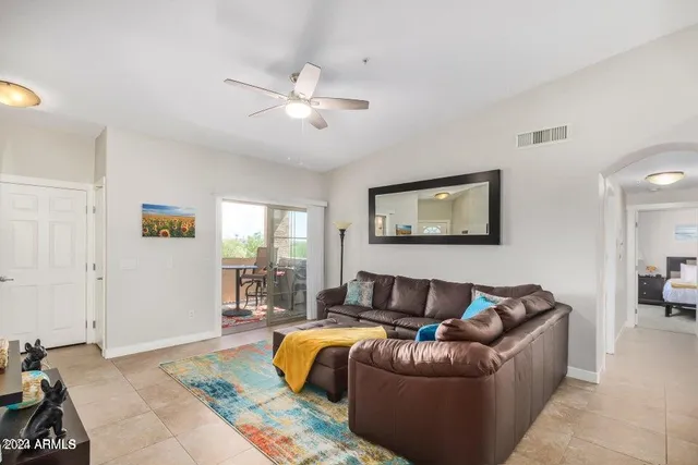 $2,400 | 10136 East Southern Avenue, Unit 3078, Mesa, AZ 85209