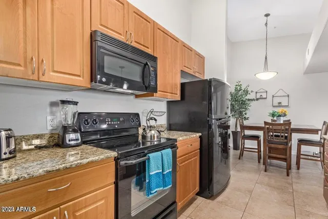 $2,400 | 10136 East Southern Avenue, Unit 3078, Mesa, AZ 85209