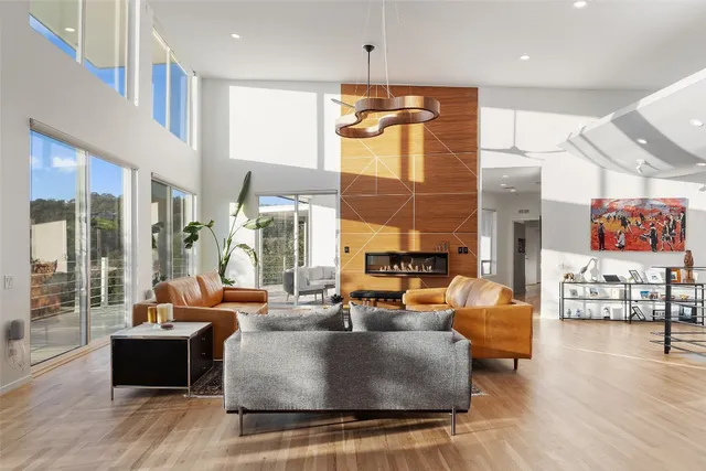 $3,050,000 | 2102 North Oak Canyon Road, Austin, TX 78746