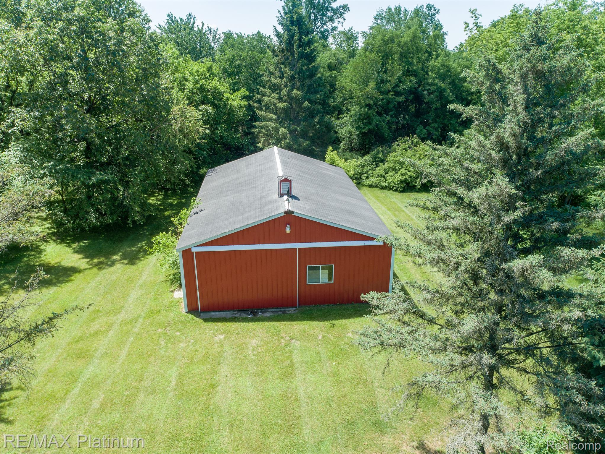 5417 Lobdell Road Fenton, MI 48430 - Photo 50 of 51 Gallery Image 50