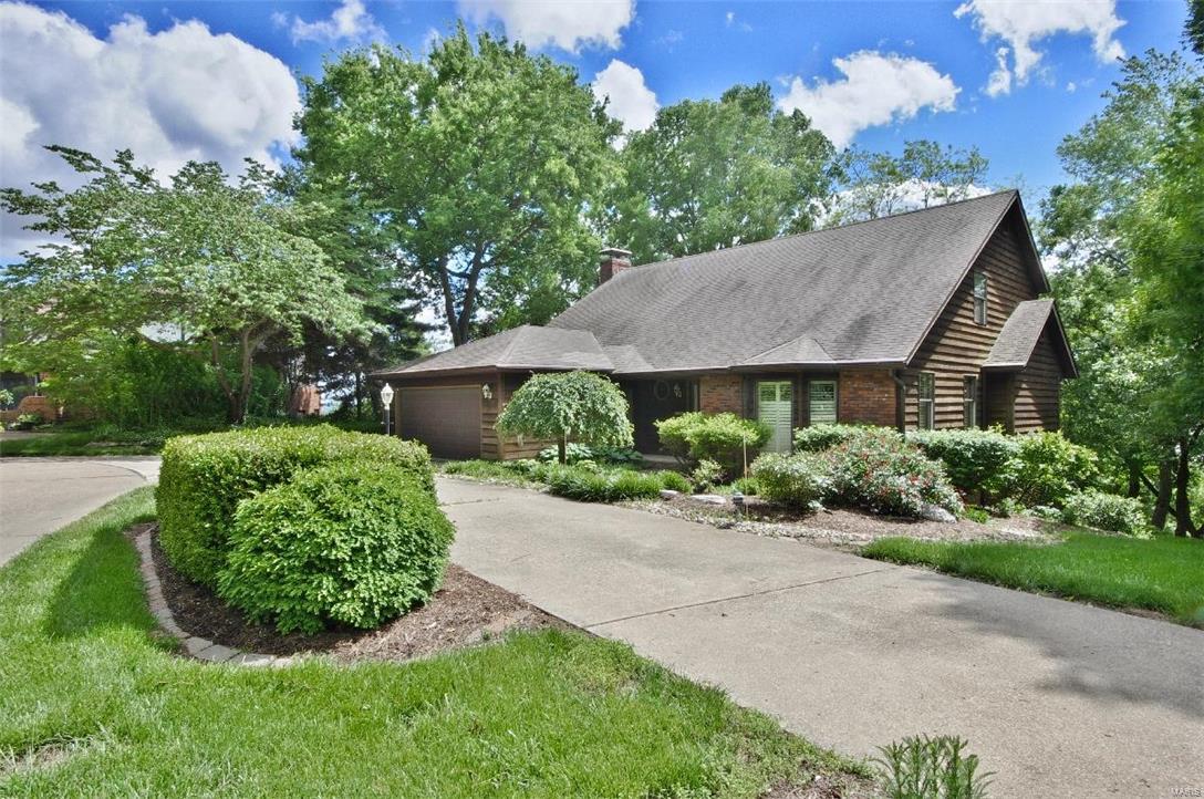 3403 Riverview Court Godfrey, IL 62035 - Photo 3 of 40