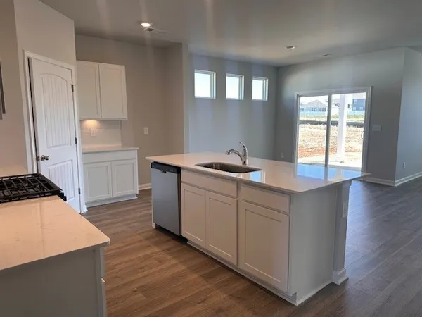 $369,990 | 6059 Japonica Lane, White House, TN 37188