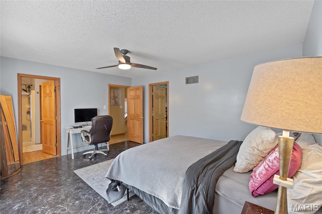 2628 Hillsboro Valley Park Road High Ridge, MO 63049 - Photo 14 of 41