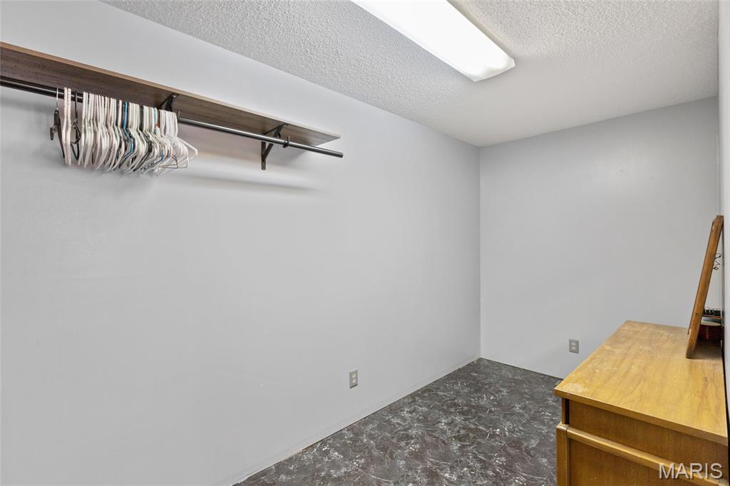 2628 Hillsboro Valley Park Road High Ridge, MO 63049 - Photo 17 of 41