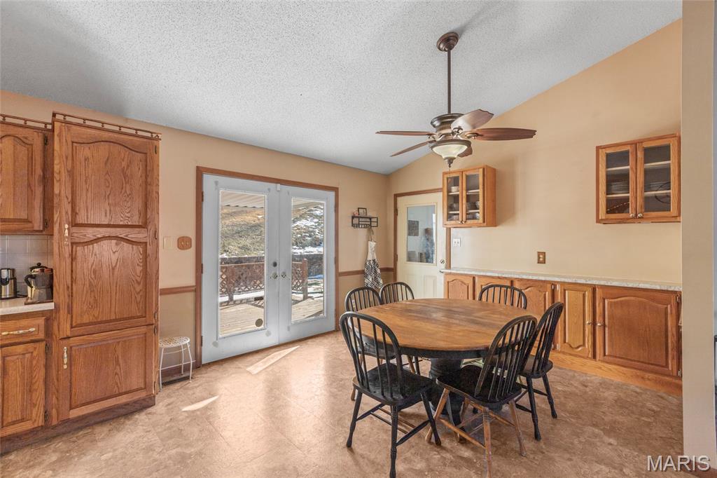 2628 Hillsboro Valley Park Road High Ridge, MO 63049 - Photo 7 of 41