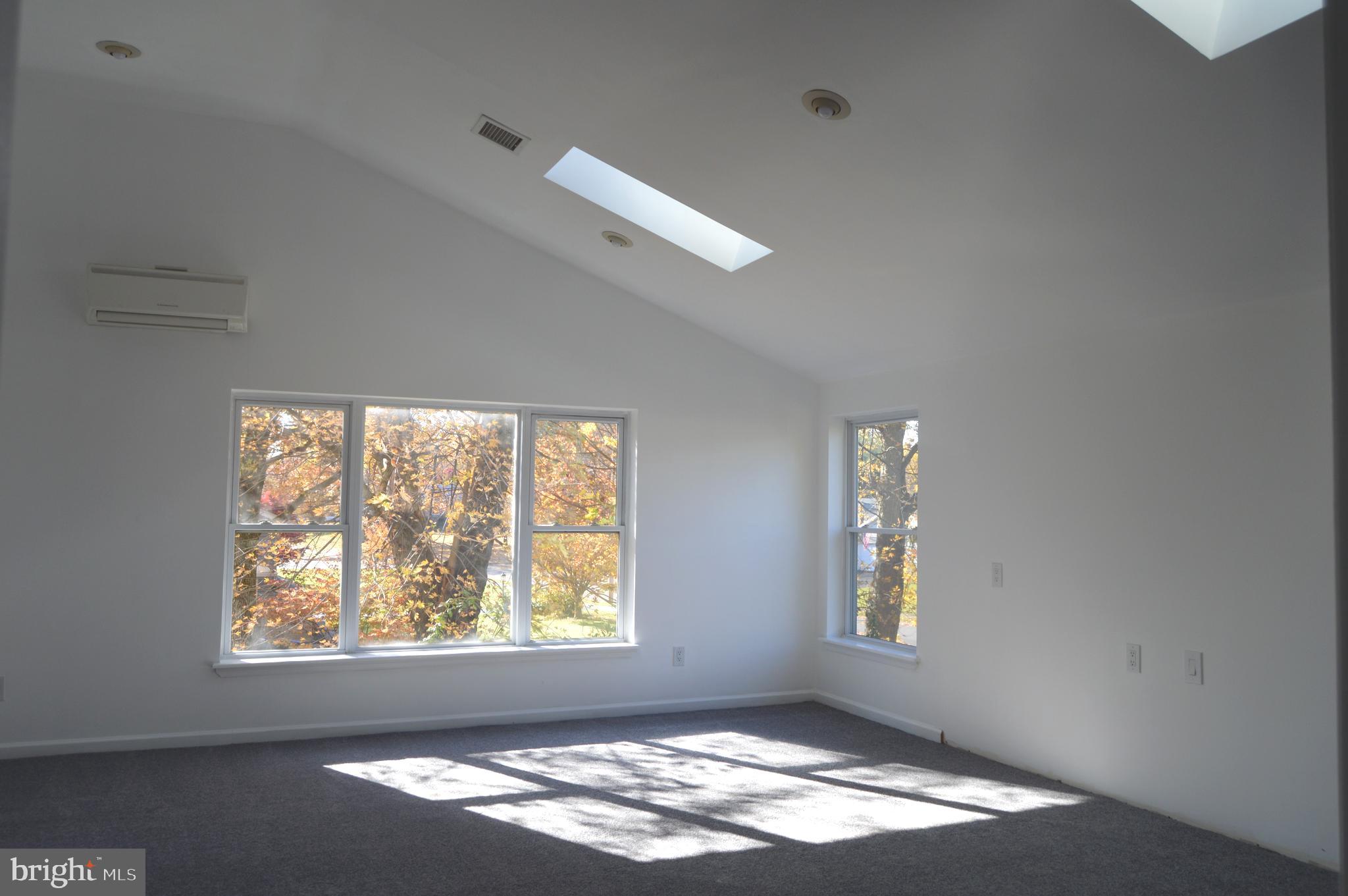 3849 Blake Road Huntingdon Valley, PA 19006 - Photo 21 of 67 Master Suite